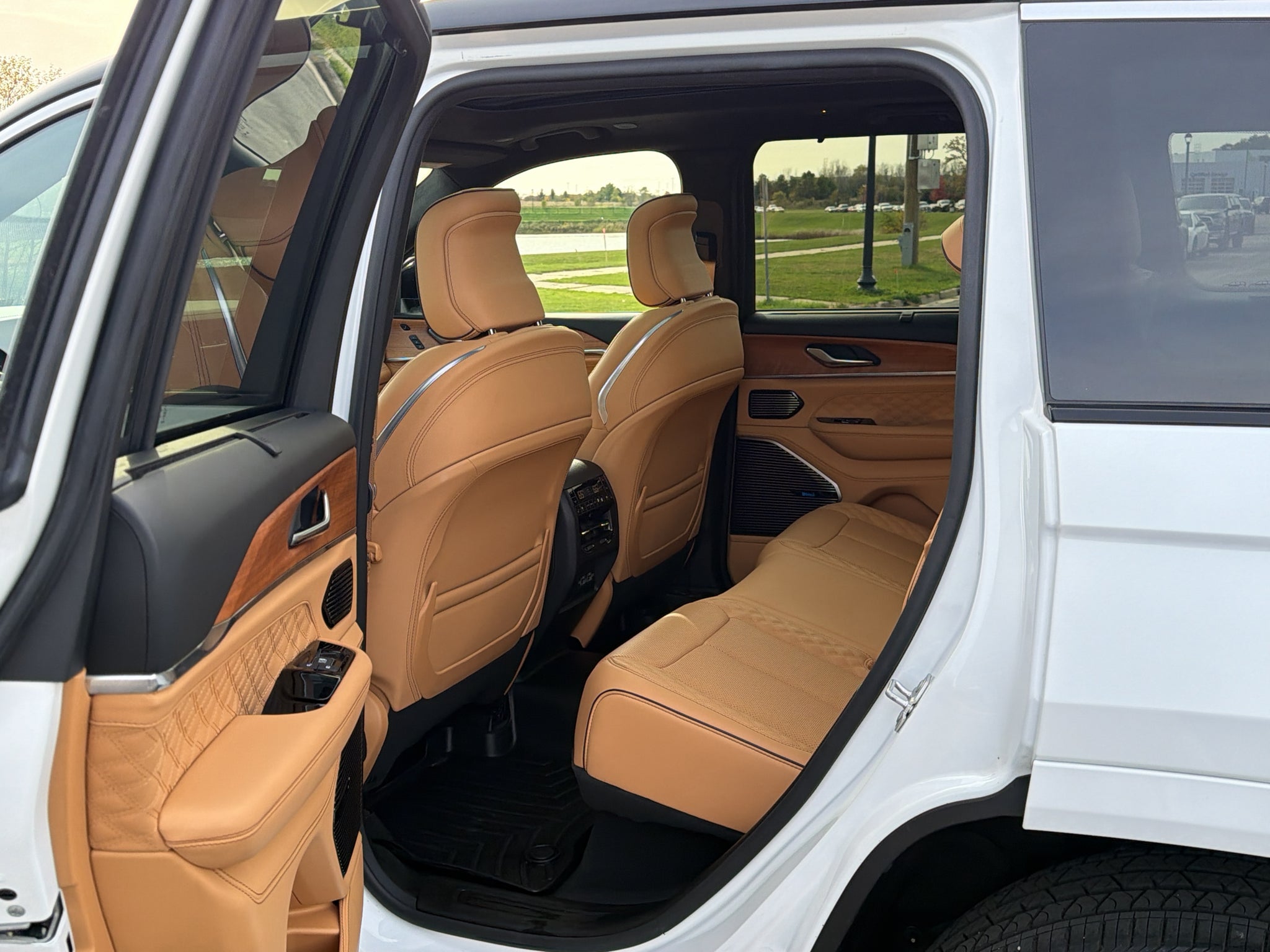 2023 Jeep Grand Cherokee Summit Reserve