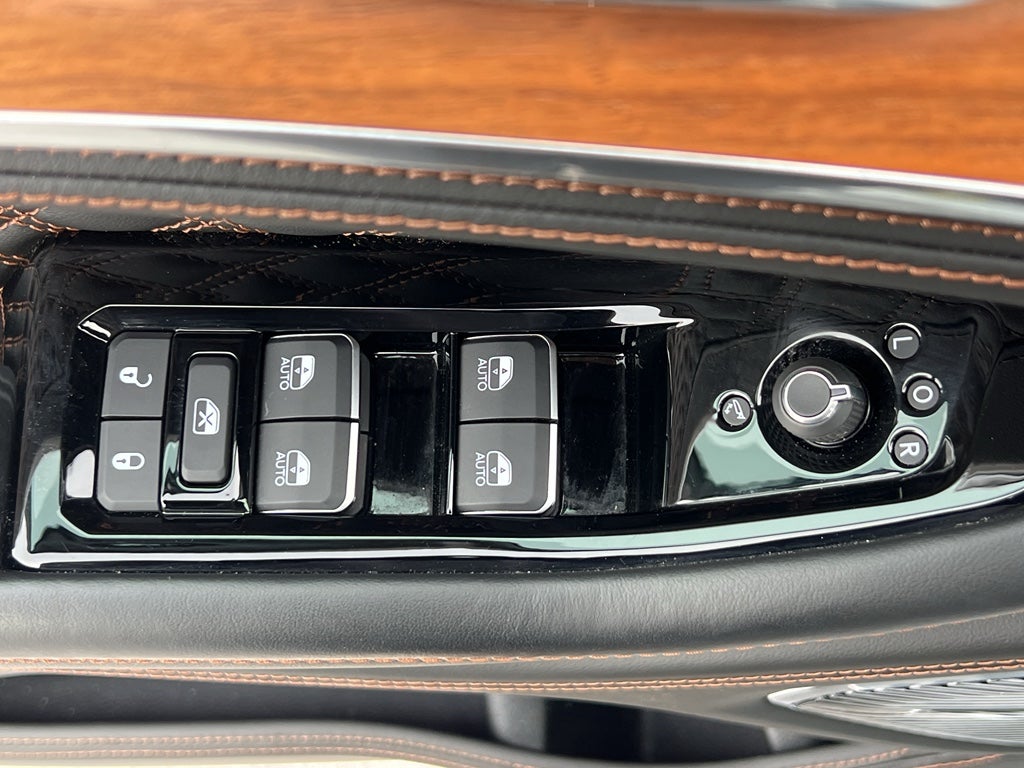 2024 Jeep Grand Cherokee Summit Reserve