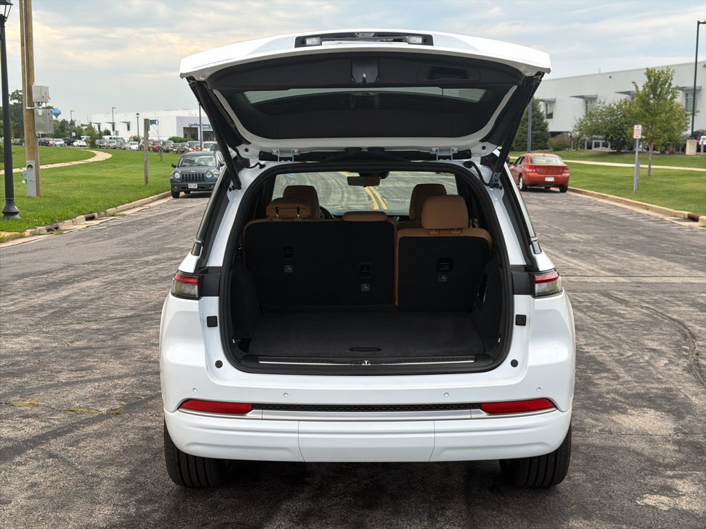 2026 Jeep Grand Cherokee Summit Preferred
