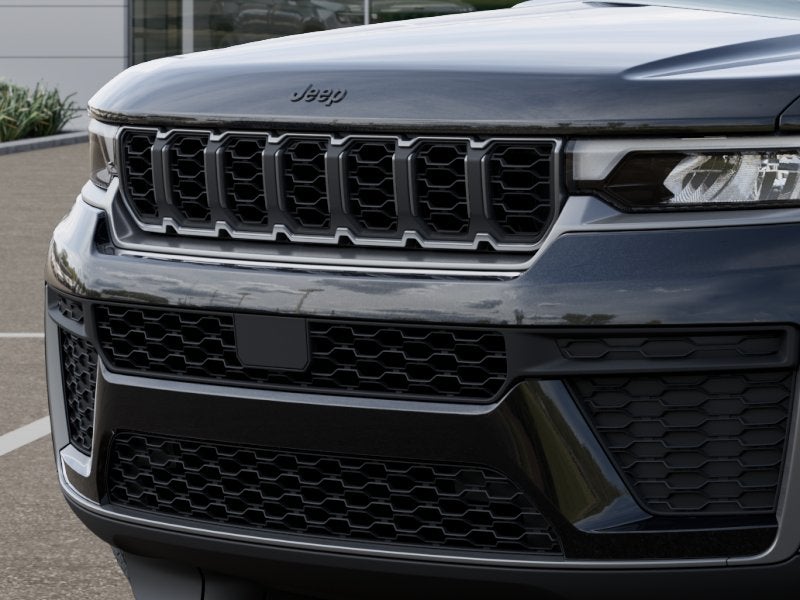 2026 Jeep Grand Cherokee L Laredo Altitude