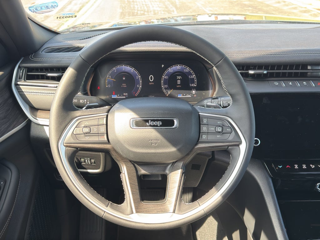 2026 Jeep Grand Cherokee L Laredo Altitude