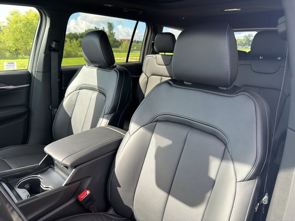 2026 Jeep Grand Cherokee L Limited Reserve