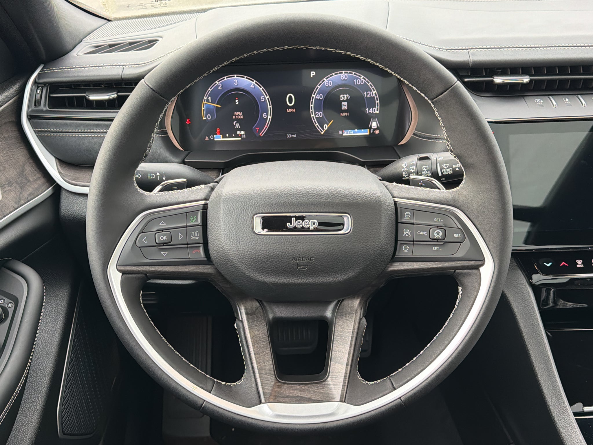 2027 Jeep Grand Cherokee L Limited Reserve