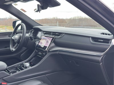 2024 Jeep Grand Cherokee L Overland w/Tow & Entertainment