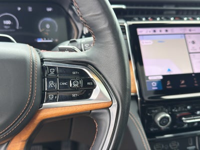 2023 Jeep Grand Cherokee L Summit Reserve w/Entertainment
