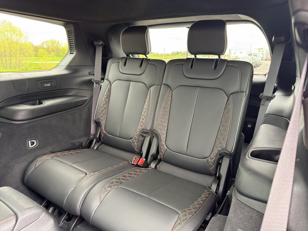 2023 Jeep Grand Cherokee L Summit Reserve w/Entertainment