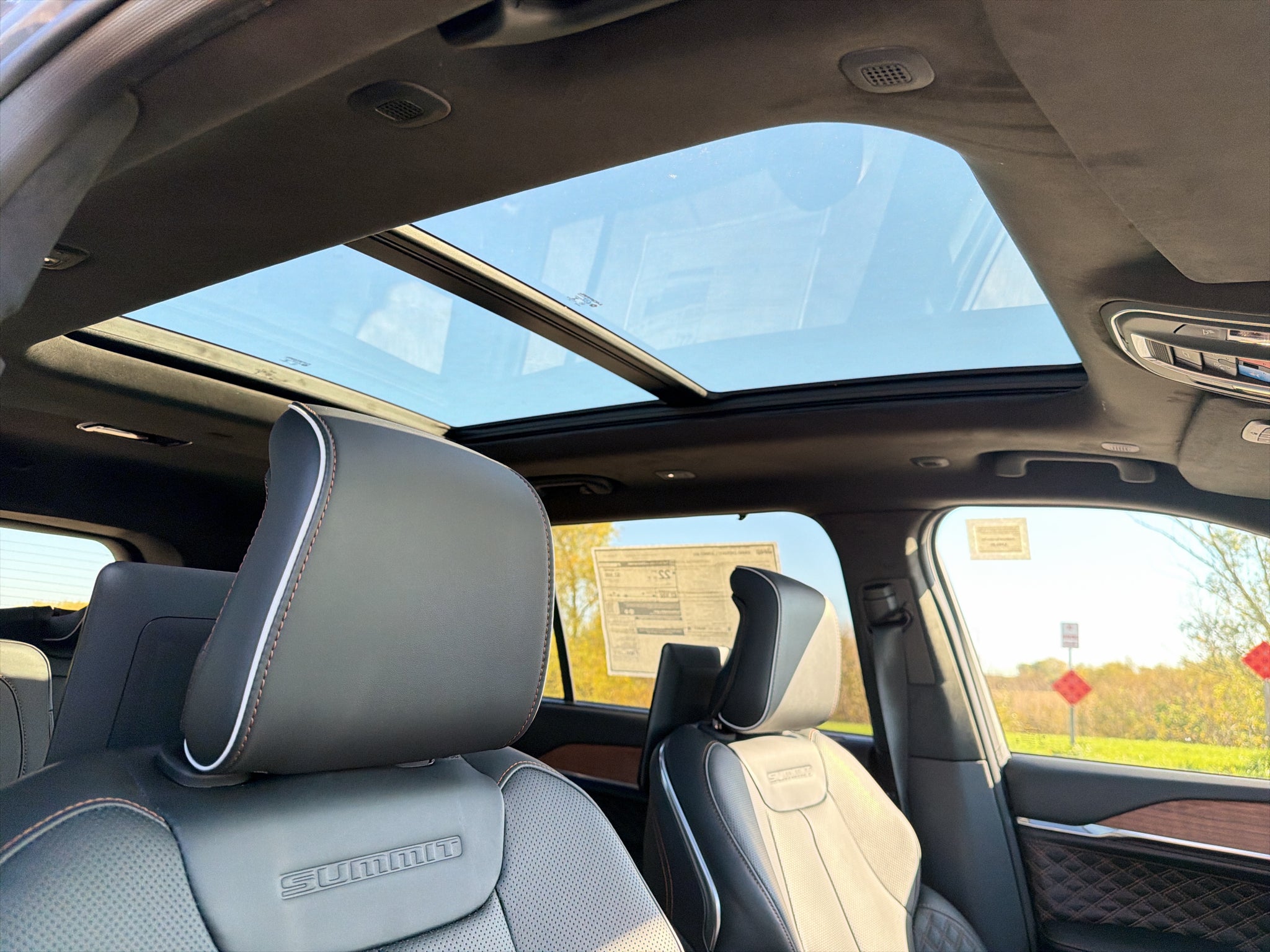 2027 Jeep Grand Cherokee L Summit