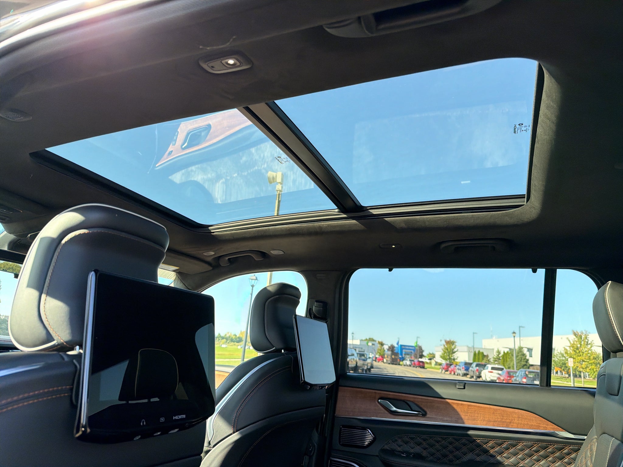 2027 Jeep Grand Cherokee L Summit