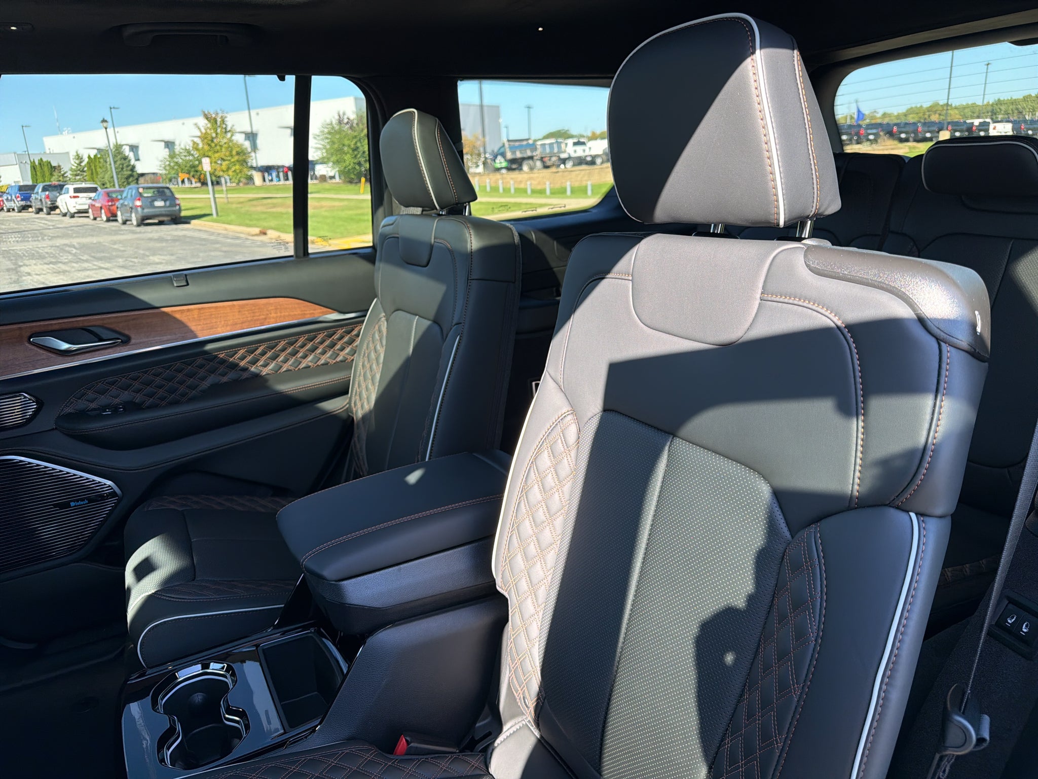 2027 Jeep Grand Cherokee L Summit