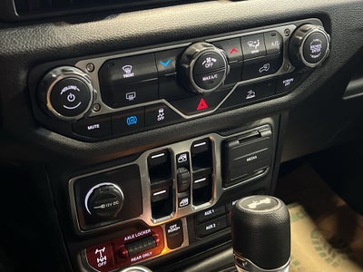 2025 Jeep Wrangler 4xe Willys