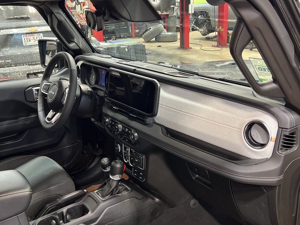 2025 Jeep Wrangler 4xe Backcountry