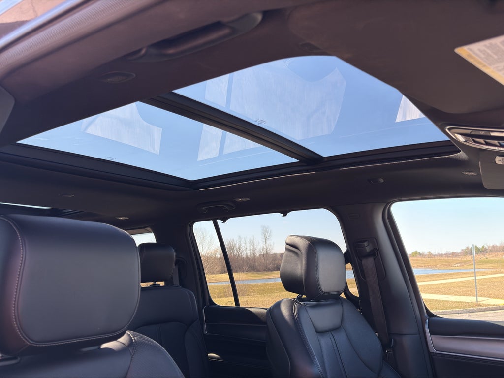 2024 Jeep Wagoneer Series II Carbide