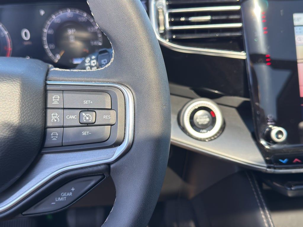 2024 Jeep Wagoneer Series II Carbide