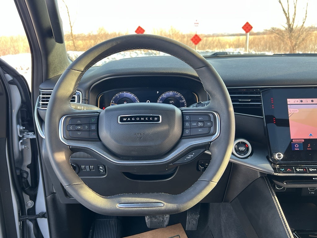 2024 Jeep Wagoneer Series II Carbide w/Entertainment