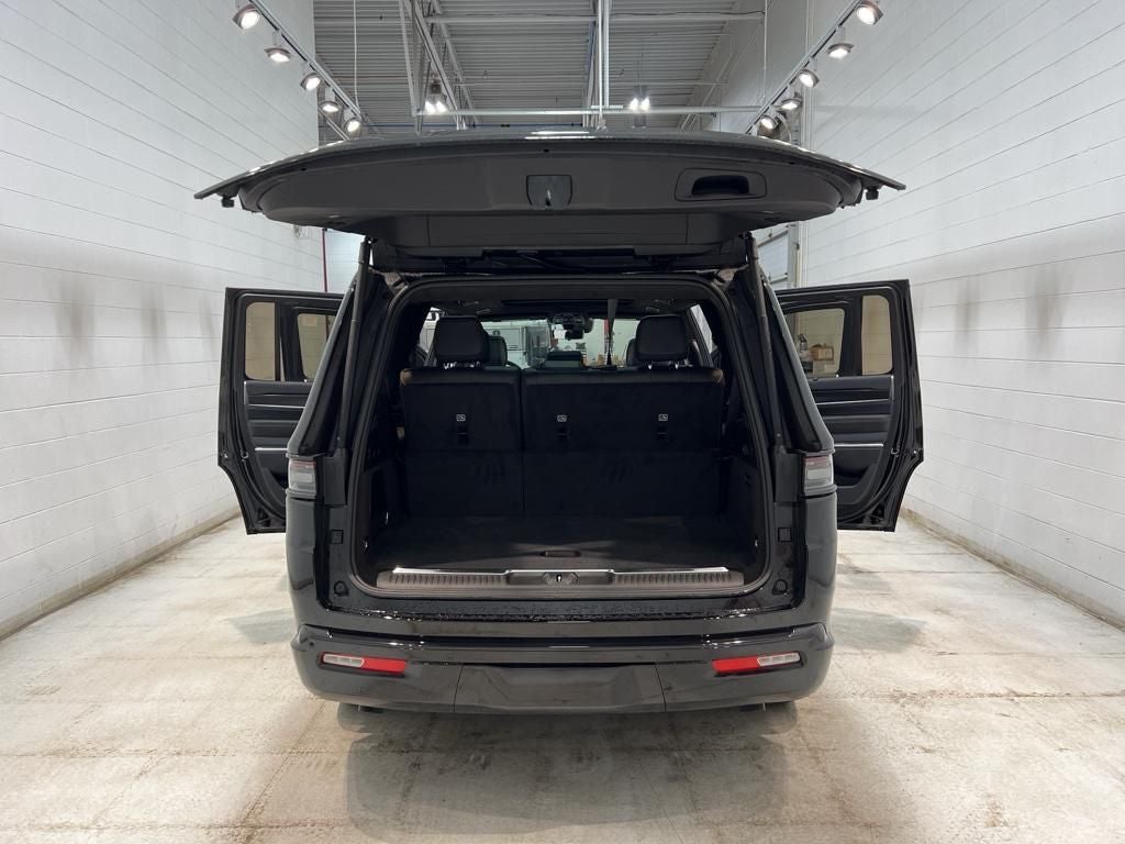2024 Jeep Grand Wagoneer Series II Obsidian
