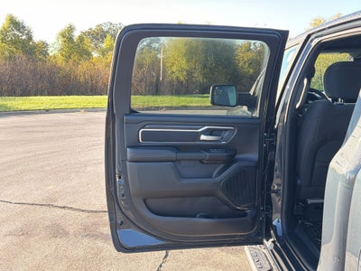 2027 RAM 1500 Big Horn Night Edition G/T