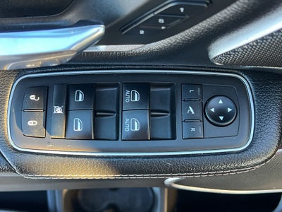 2021 RAM 1500 Laramie Night Edition w/Moonroof