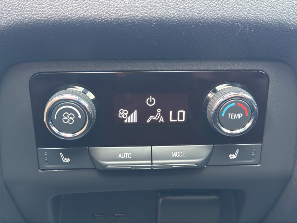 2024 Chevrolet Traverse AWD RS