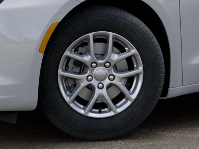 2027 Chrysler Pacifica Select Tech 8 Passenger
