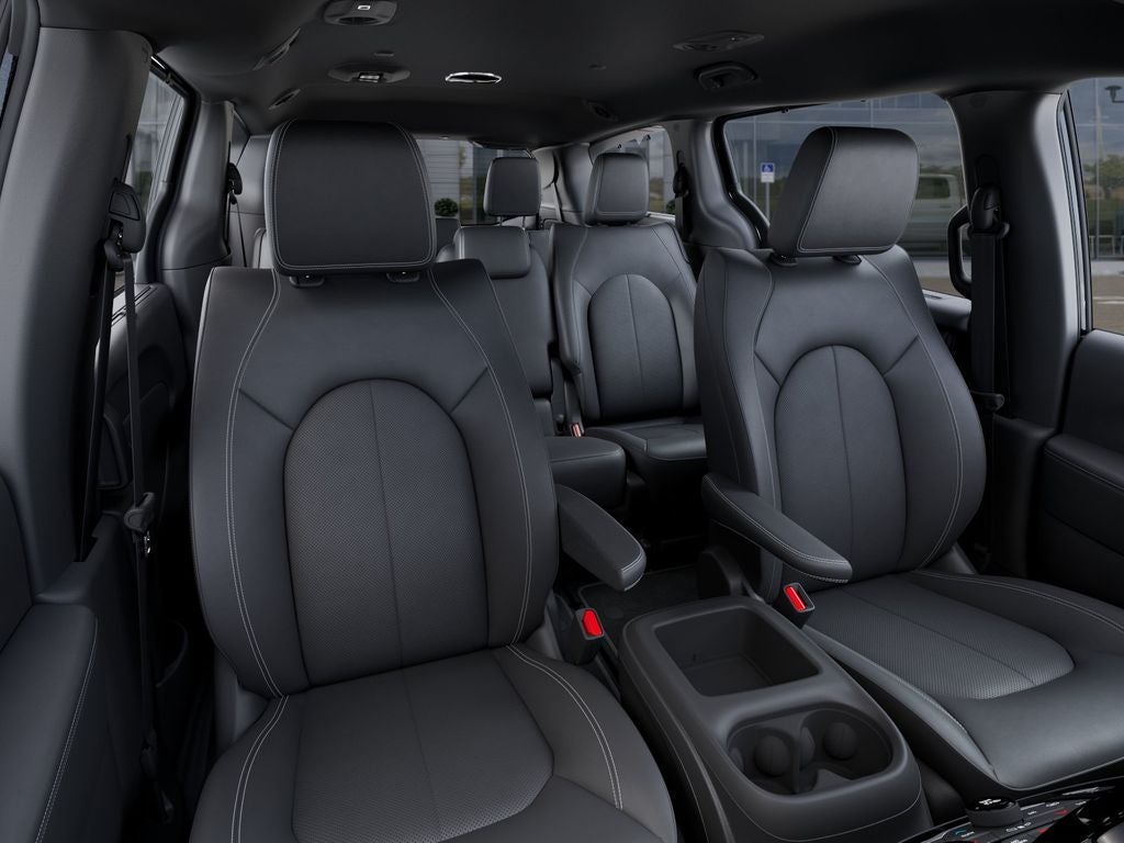 2027 Chrysler Pacifica Select Tech 8 Passenger