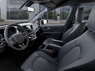 2027 Chrysler Pacifica Select Tech 8 Passenger