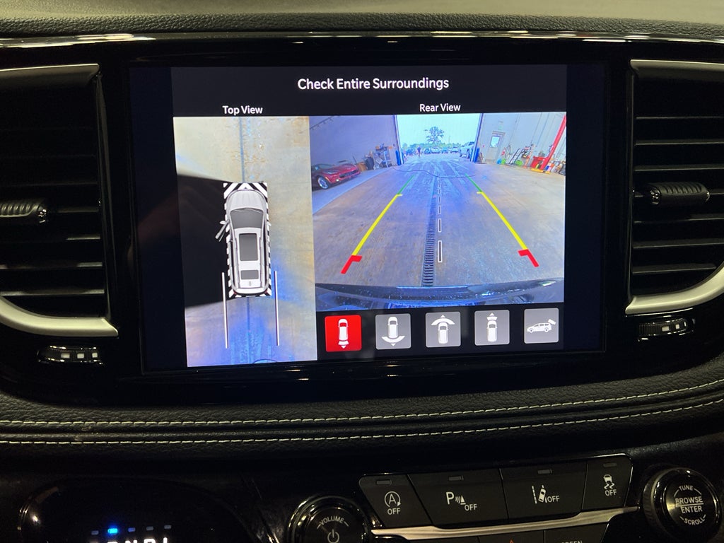 2026 Chrysler Pacifica Select Safety Sphere