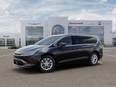 2027 Chrysler Pacifica Select Tech AWD