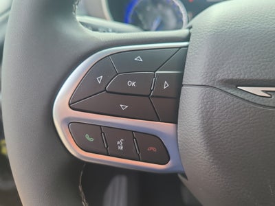 2027 Chrysler Pacifica Select Tech AWD