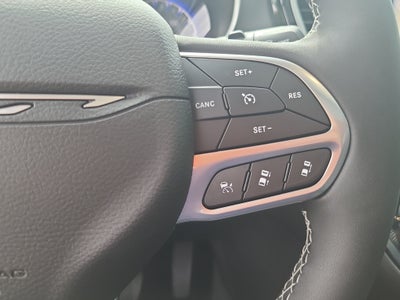 2027 Chrysler Pacifica Select Tech AWD