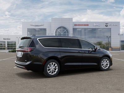2027 Chrysler Pacifica Select Tech AWD