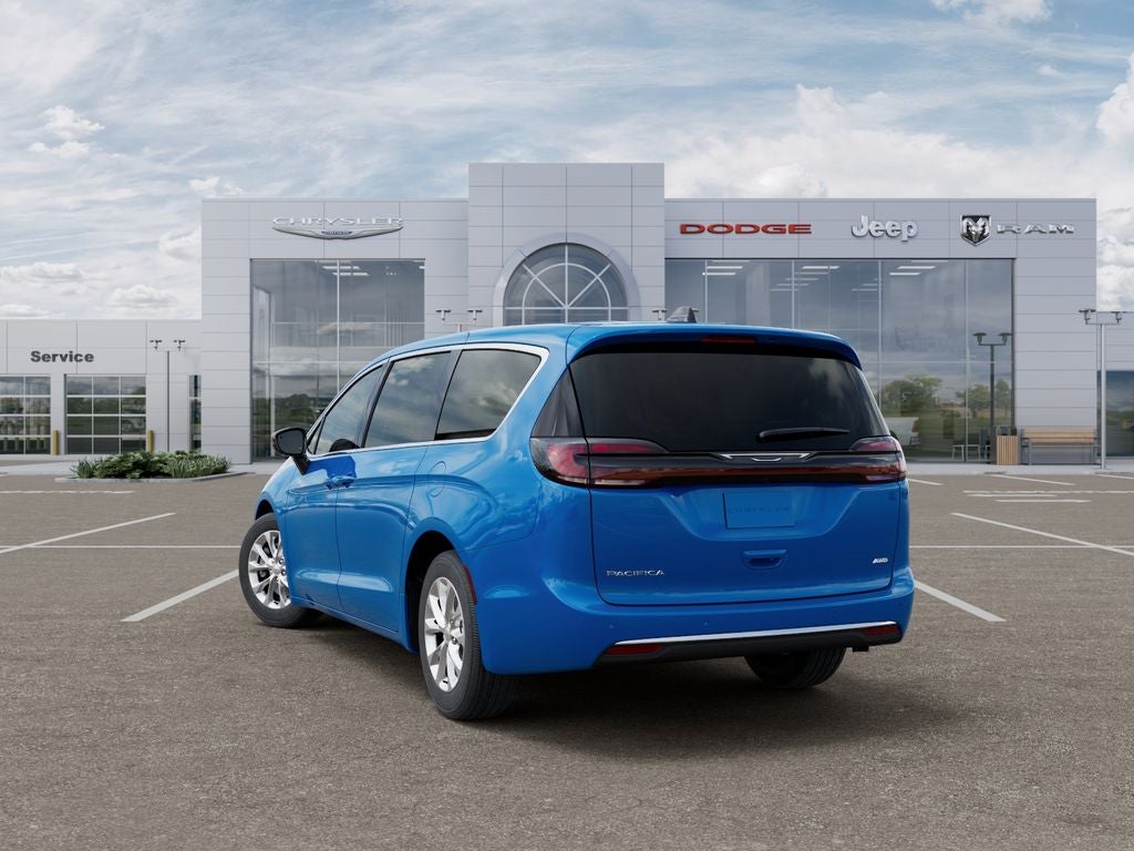 2027 Chrysler Pacifica Select Tech AWD