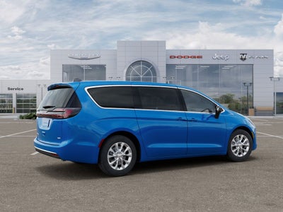 2027 Chrysler Pacifica Select Tech AWD