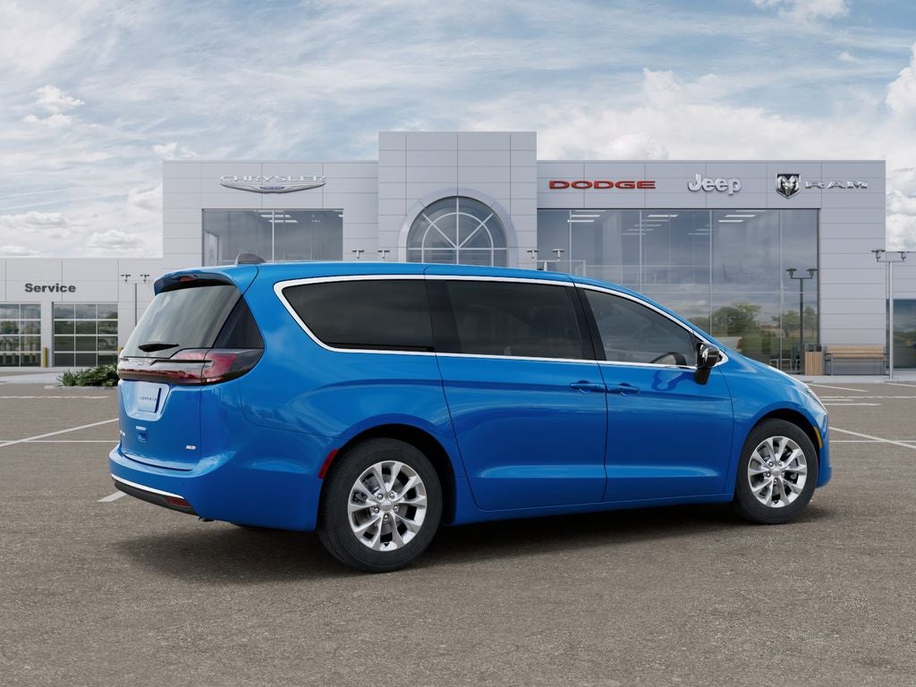 2027 Chrysler Pacifica Select Tech AWD