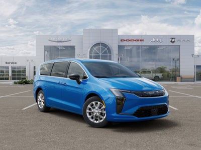 2027 Chrysler Pacifica Select Tech AWD