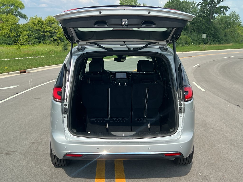 2026 Chrysler Pacifica Select Safety Sphere AWD