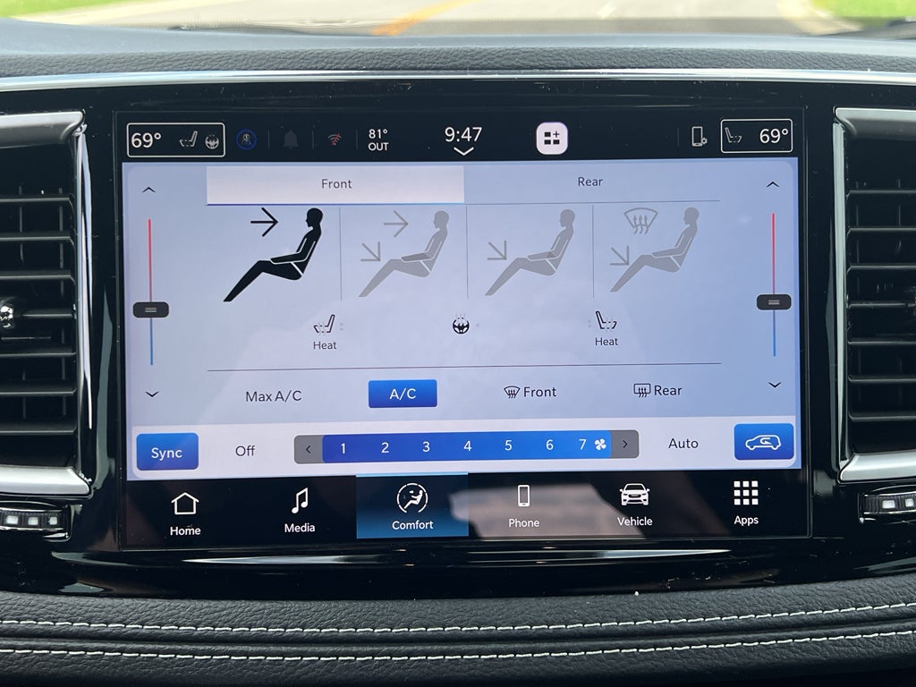2026 Chrysler Pacifica Select Safety Sphere AWD