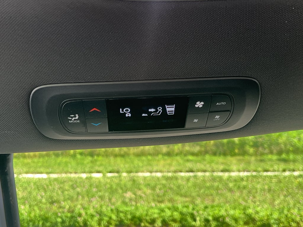 2026 Chrysler Pacifica Select S Pkg/ AWD