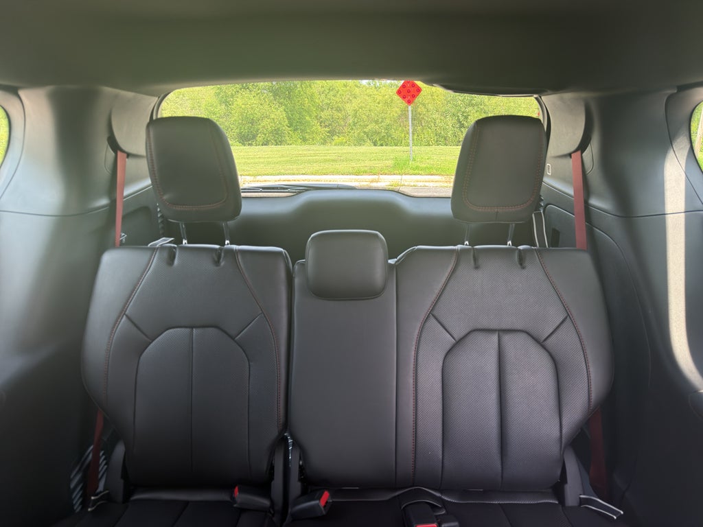 2027 Chrysler Pacifica Select 250th Anniversary AWD