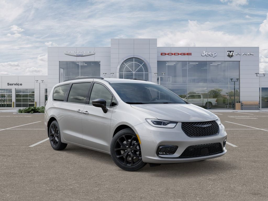 2026 Chrysler Pacifica Select AWD
