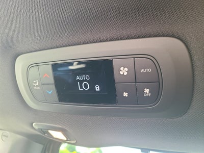 2027 Chrysler Pacifica Limited Family Tech AWD