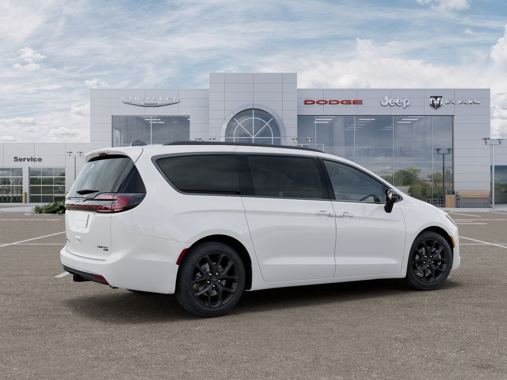 2027 Chrysler Pacifica Limited Preferred AWD