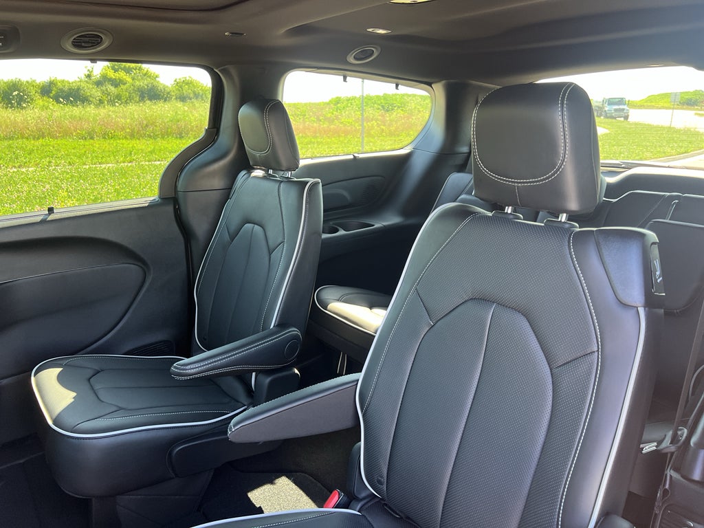 2026 Chrysler Pacifica Limited S AWD