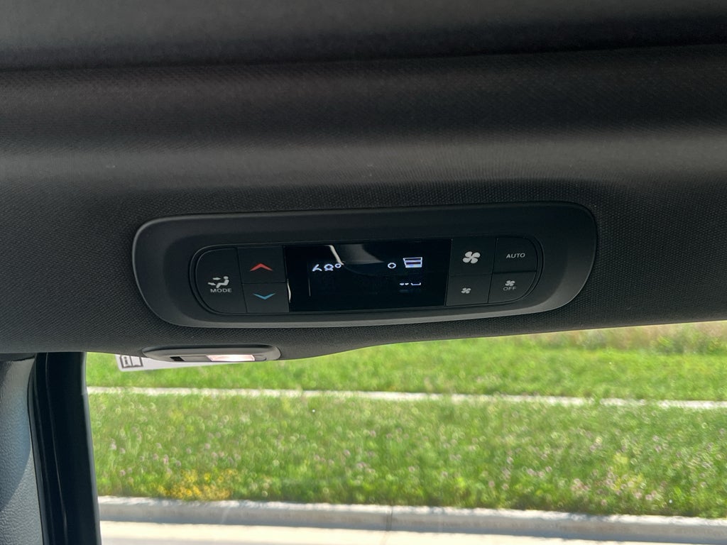 2026 Chrysler Pacifica Limited S AWD