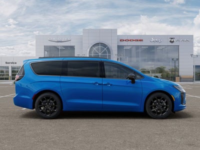 2027 Chrysler Pacifica Limited