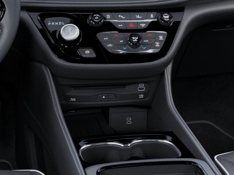 2027 Chrysler Pacifica Limited Luxury Tech S pkg AWD