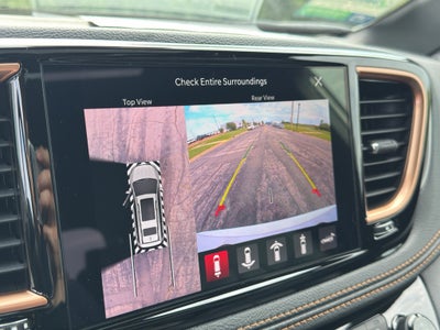 2027 Chrysler Pacifica Pinnacle APEX AWD