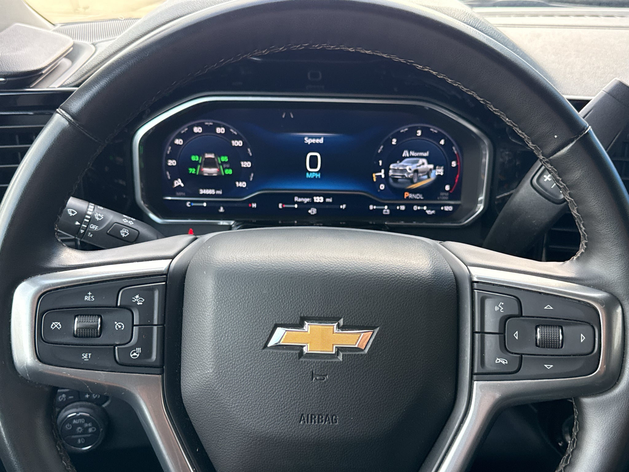 2025 Chevrolet Silverado LT