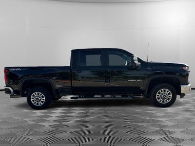 2025 Chevrolet Silverado LT