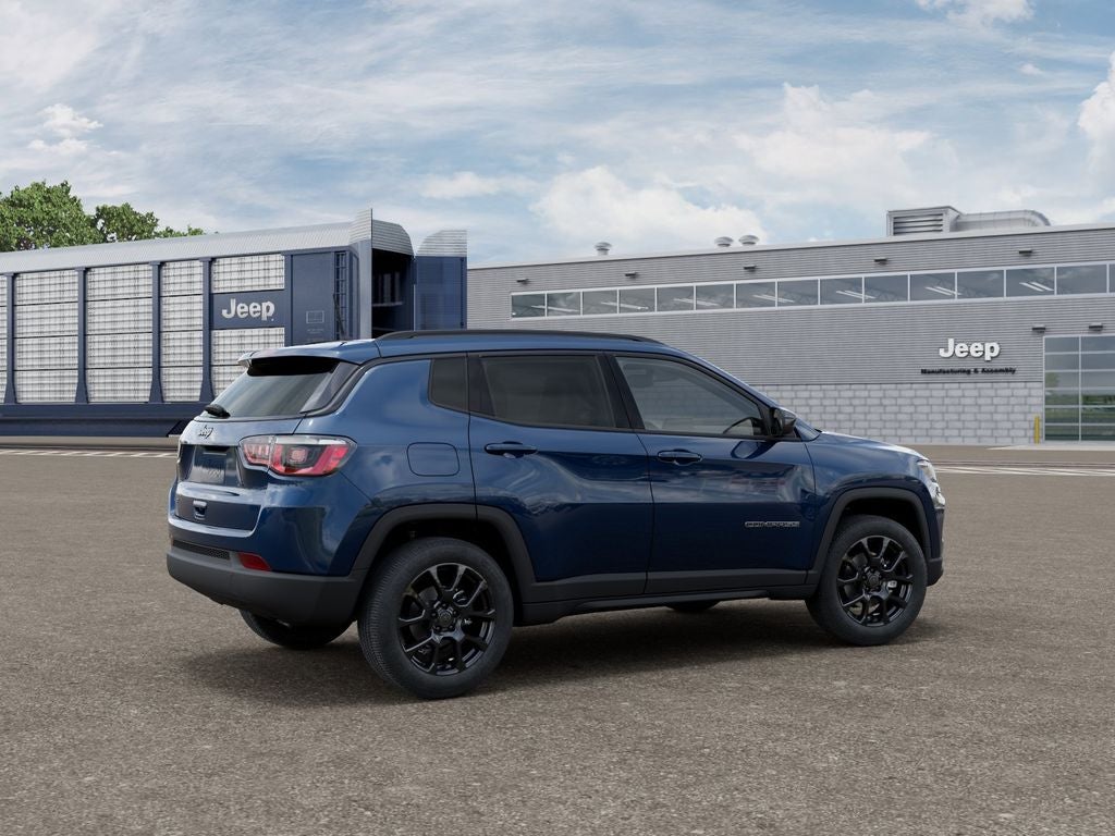 2026 Jeep Compass Latitude Altitude Blue Pearl