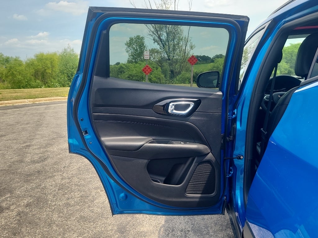 2026 Jeep Compass Latitude Altitude Blue Lagoon